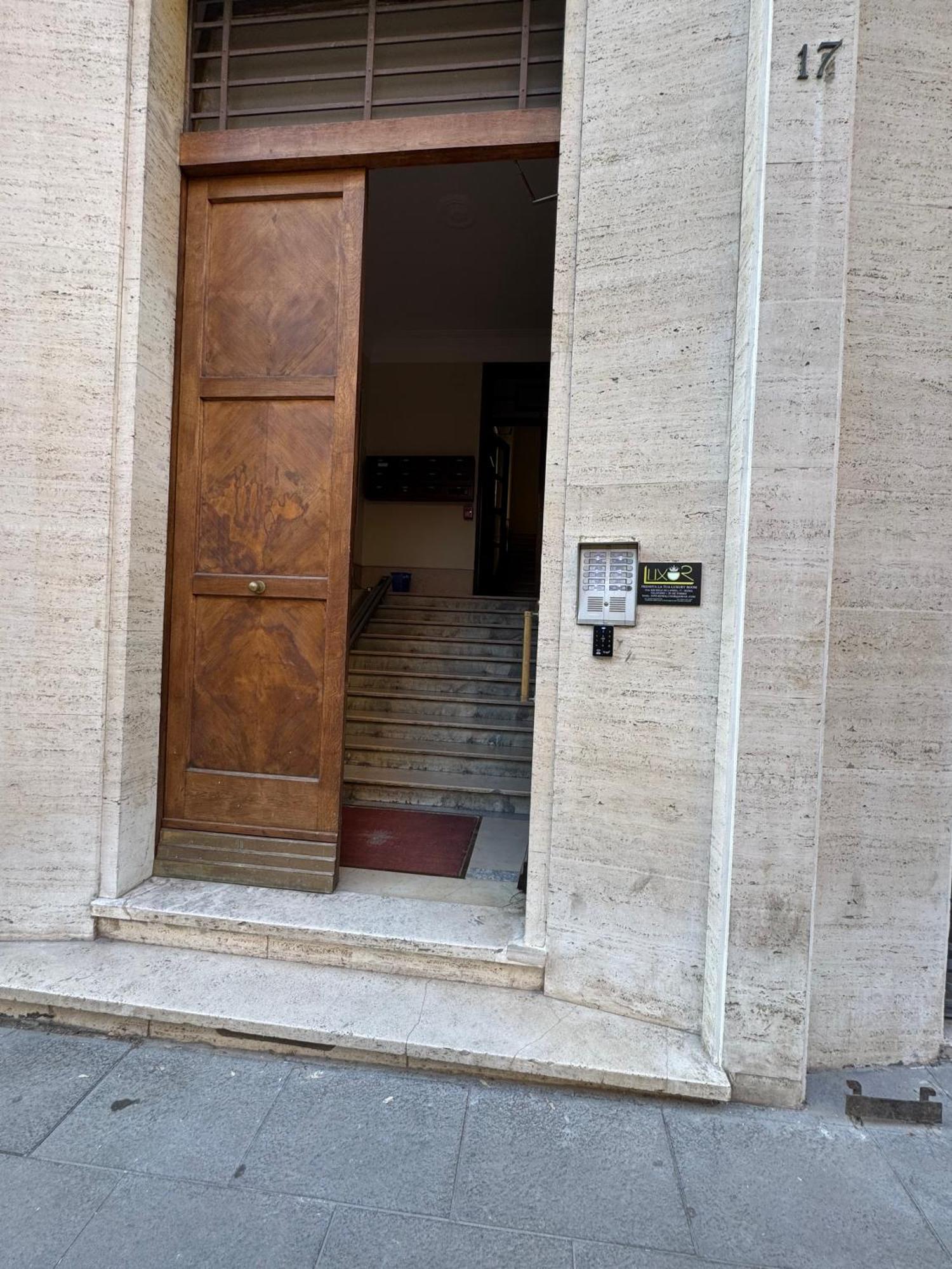 Luxor Eco Roma Casa E Appartamento Per Vacanze In Centro Piazza Bologna, Colosseo, Piazza Di Spagna, Vaticano, San Pietro, Sapienza, Fontana Di Trevi, Piazza Navona, Trastevere, Tiburtina, Termini, Aeroporto Екстериор снимка